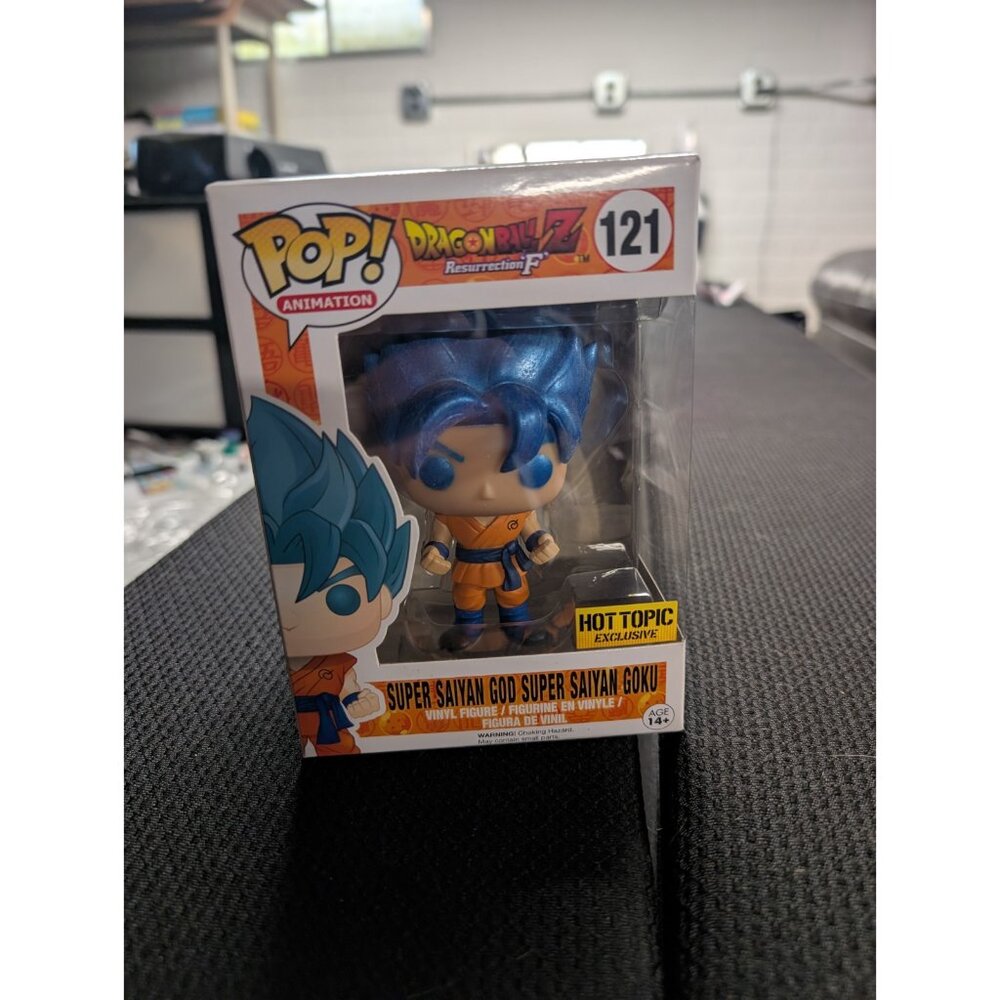 Funko Pop! Super Saiyan God Super Saiyan Goku #121 Hot Topic Exclusive Mattalic
